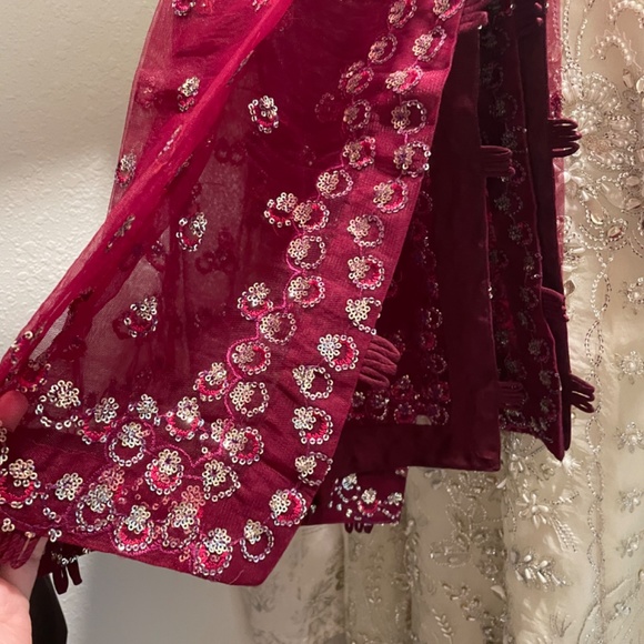 Republic womenswear (Un Oillet) from Claire de lune wedding collection - Picture 6 of 9